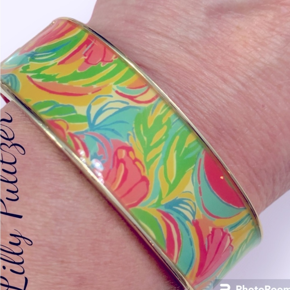 Lilly Pulitzer NWT Bracelet Bangle Green,Pink & Blue signed inside